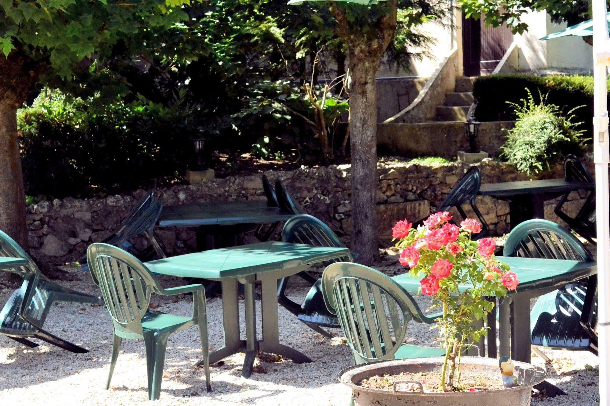 Auberge Le Rabelais Malay-le-Petit Exterior foto
